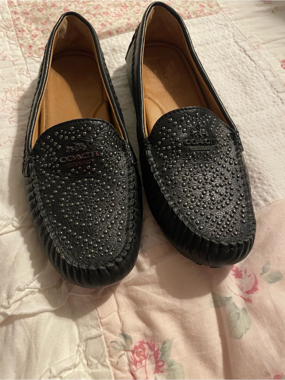 Coach Alana Pebble Grain Leather Studded Loafer Flats Size 6.5